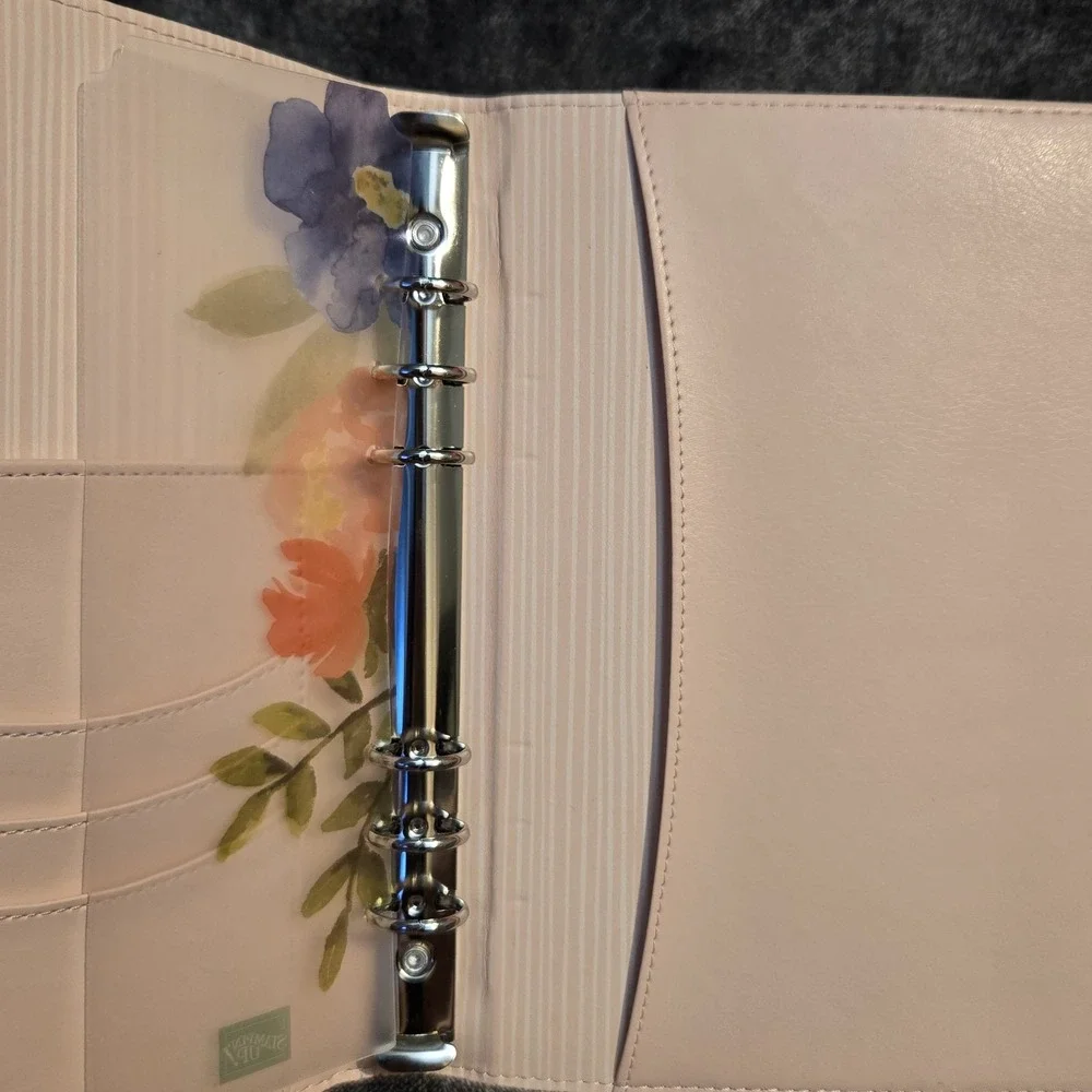 Stampin' Up! Floral 6 Ring Planner Binder Organizer Faux Leather Magnet Closure
